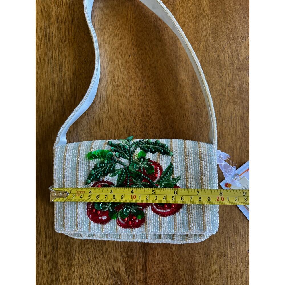 NWT Viral Tomato Beaded Baguette Purse Handmade India - Picture 7 of 10